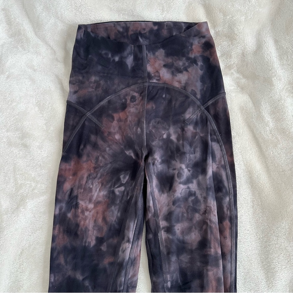 Lululemon Align Nulu Leggings 25” (Tie Dye)